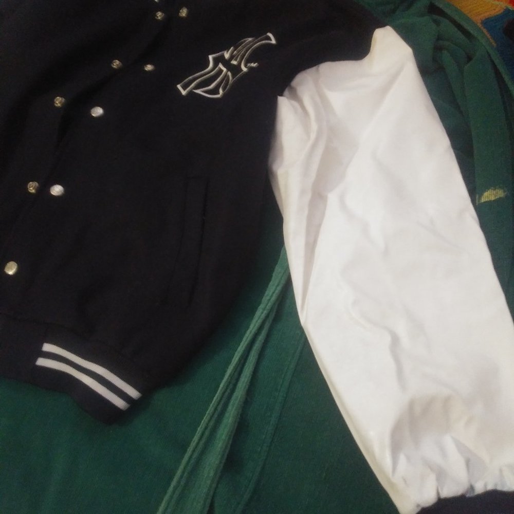 Jacket - Picture 6 of 7